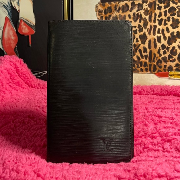 💥Louis Vuitton Black Card, Check book Wallet 💥 - Picture 1 of 9